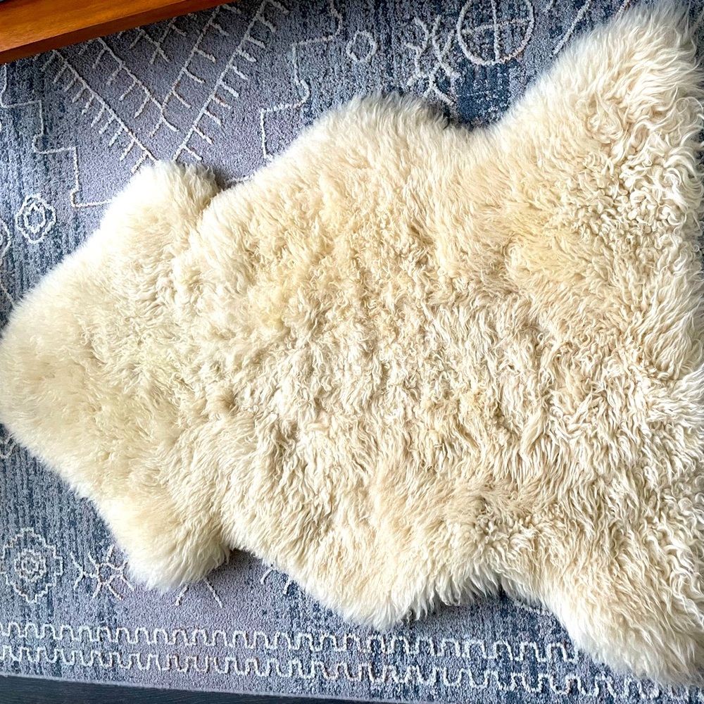 Genuine sheep skin rug